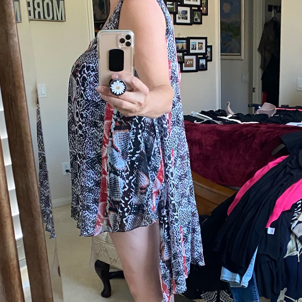 Sleeveless blouse